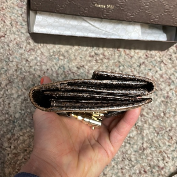 Gucci metal clasp classic double g print leather wallet - authentic - Picture 16 of 16